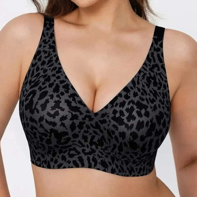 Seamless Deep V Push-Up Wireless Bra - Image 18